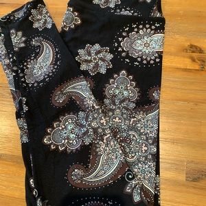 PRICE REDUCED!!  LLR OS Leggings. Never worn.